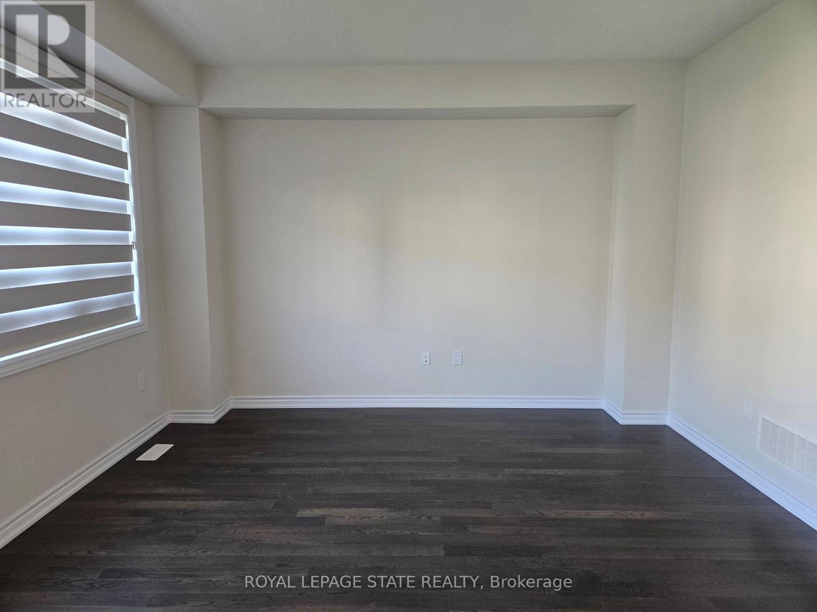 395 BARKER PARKWAY - 9