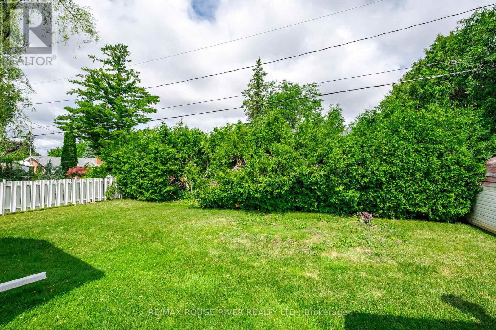 36 KAWARTHA DRIVE - 50