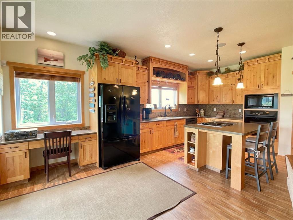 155 Peace River Avenue - 8