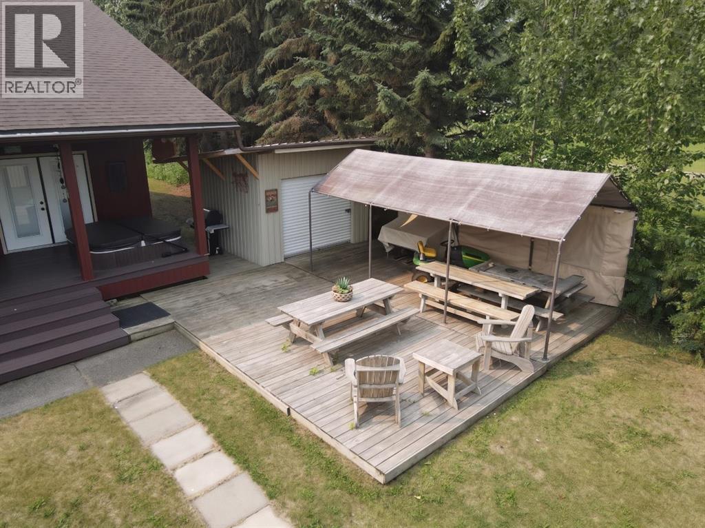 155 Peace River Avenue, Joussard — photo 2