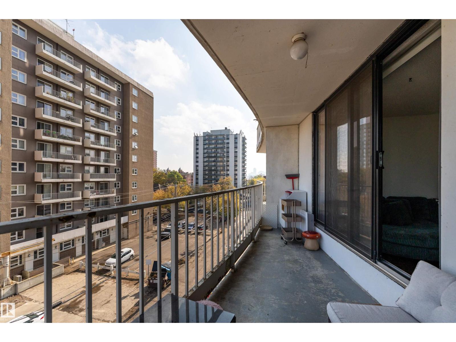 #508 10045 117 ST NW - 16