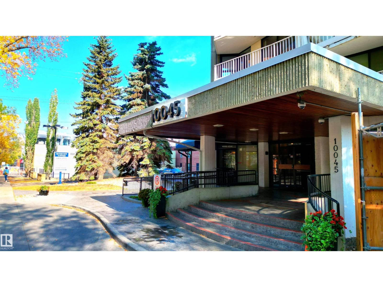 #508 10045 117 ST NW - 40