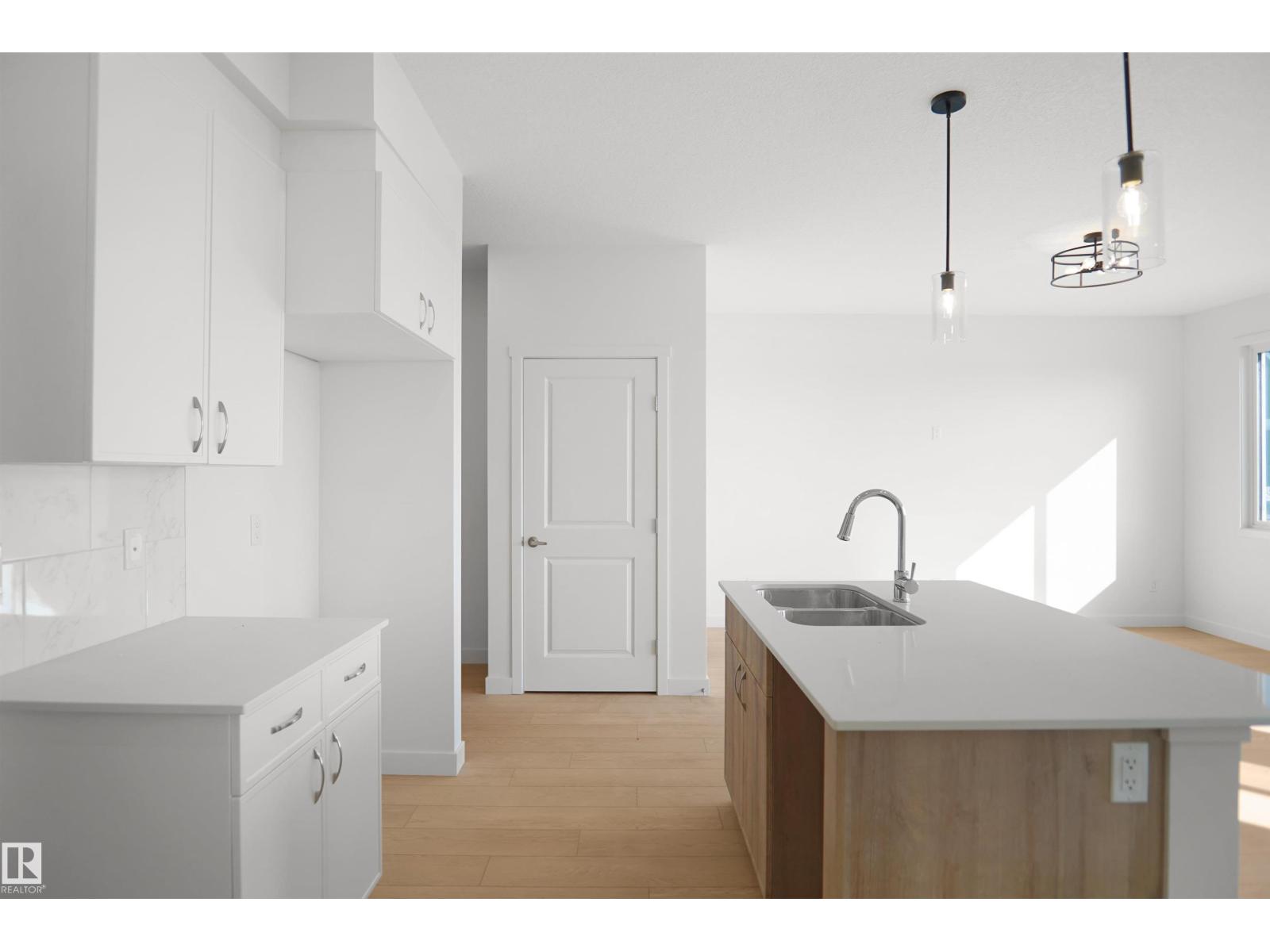 2222 194A ST NW - 17