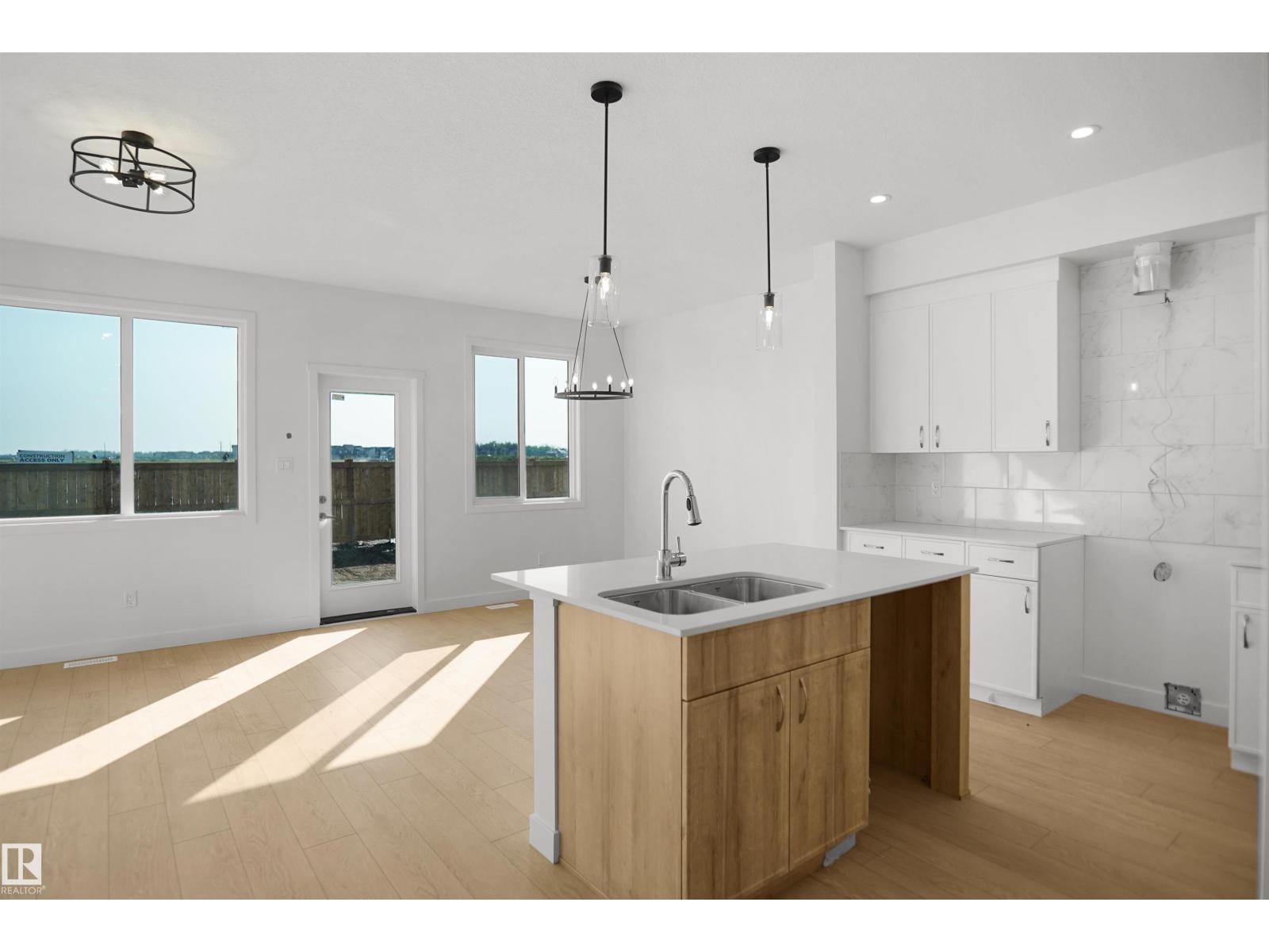2222 194A ST NW - 15