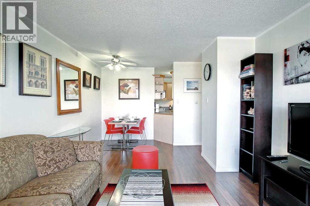 #606 1320 12 Avenue SW - 22