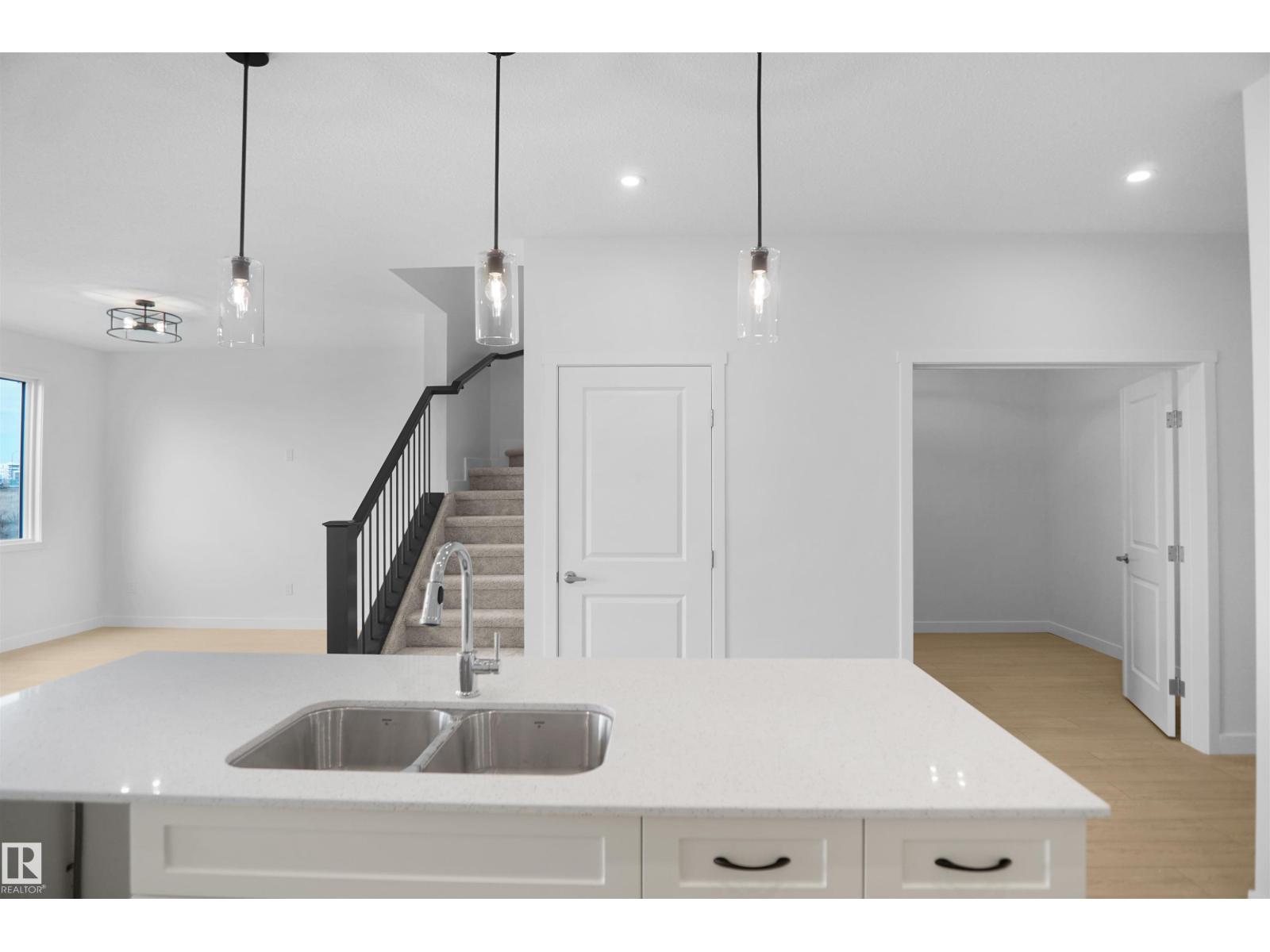 2204 194 ST NW - 13