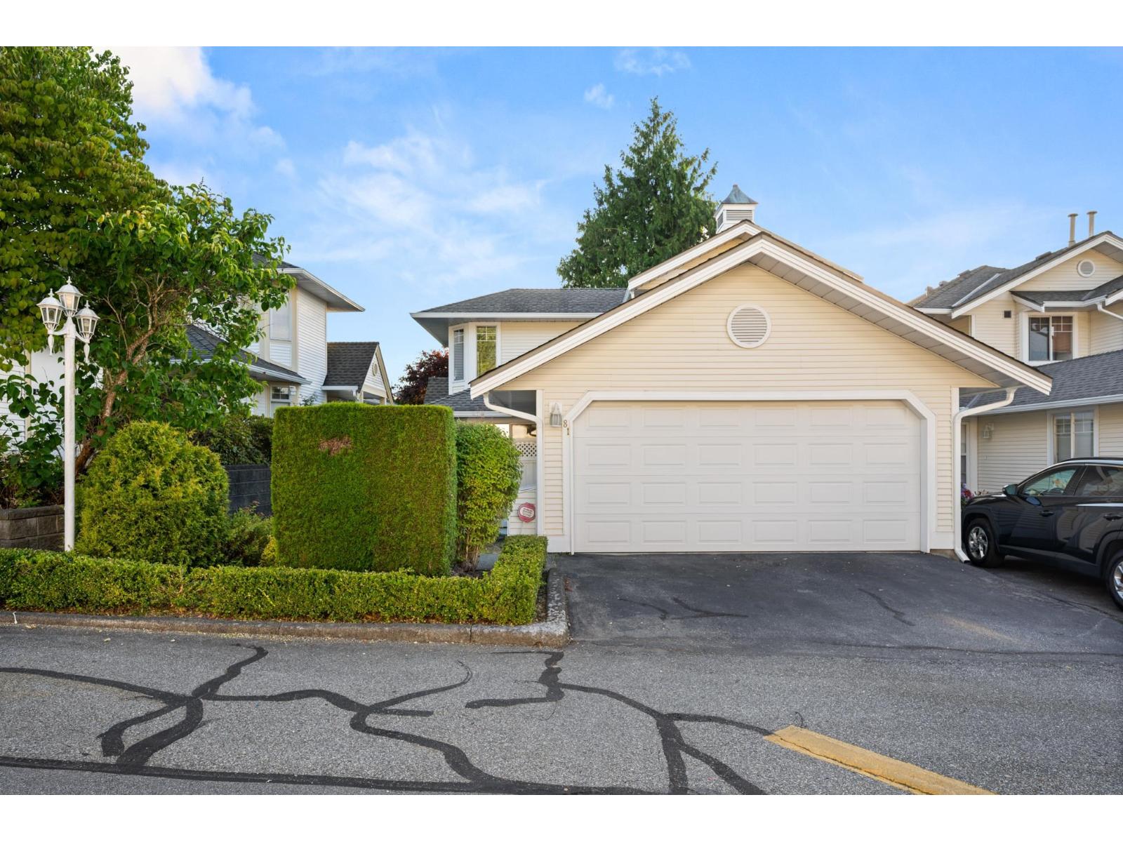 81 8737 212 STREET, Langley — photo 2