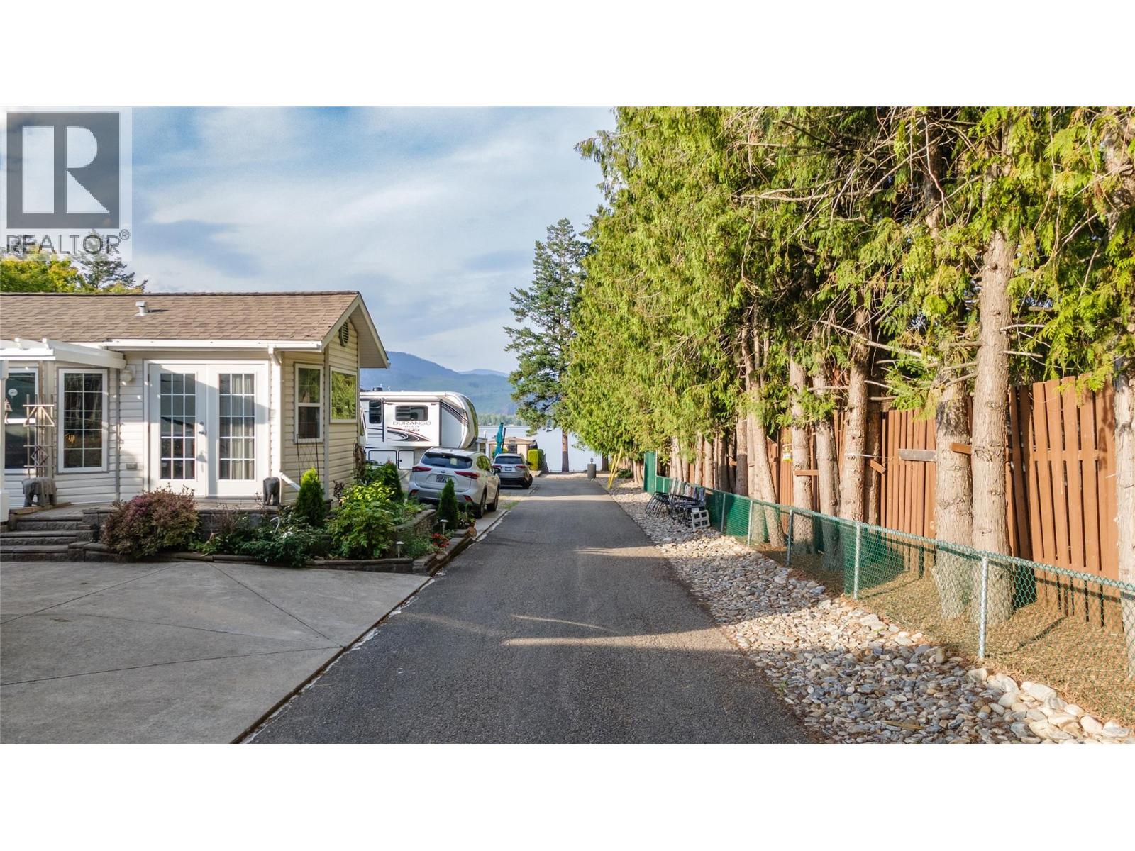  667 Waverly Park Frontage Road, Sorrento