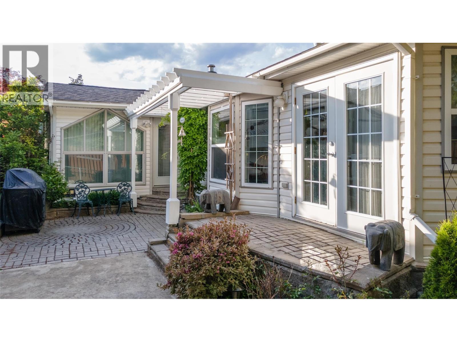  667 Waverly Park Frontage Road, Sorrento