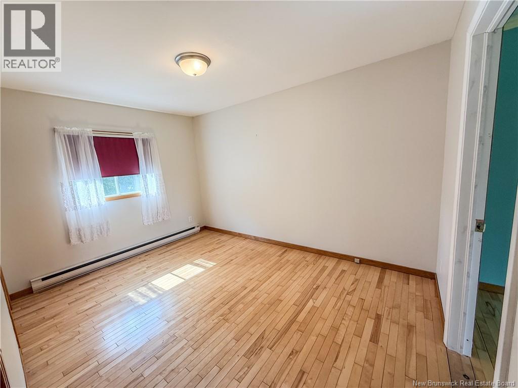 14 Golding Street - 17