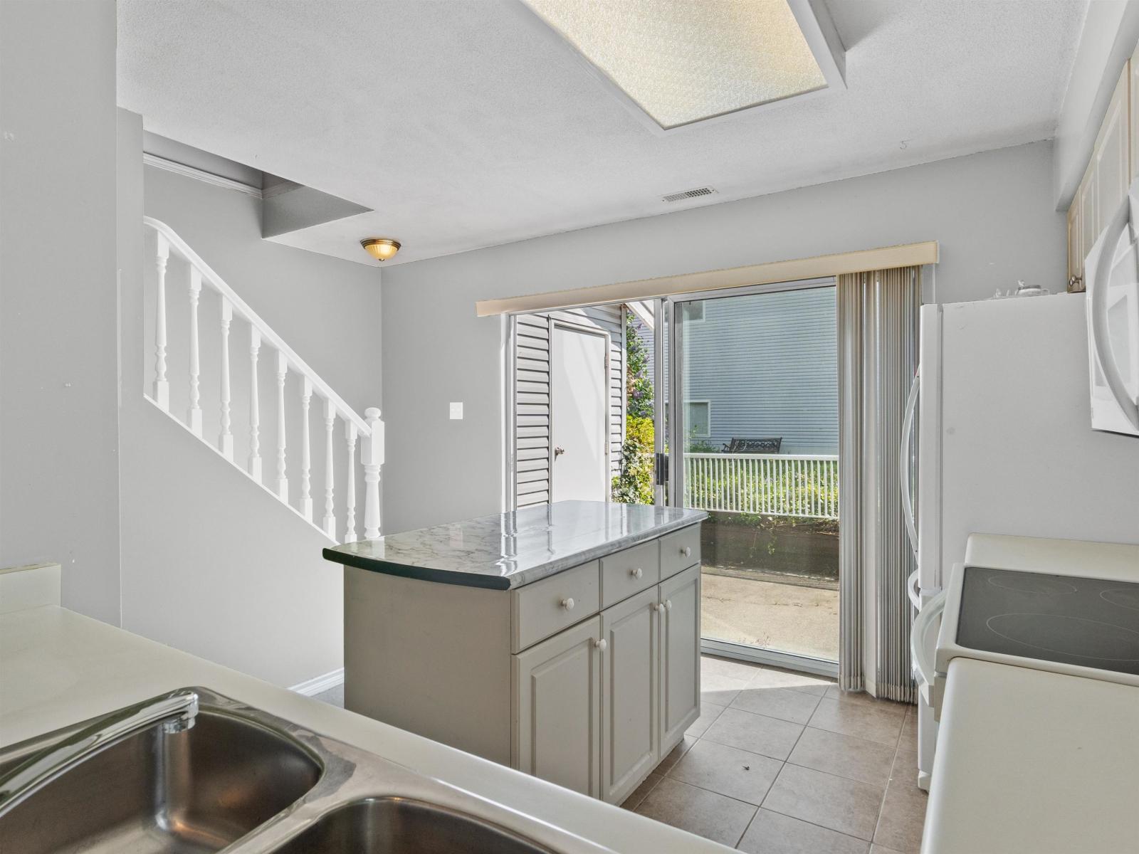 2 Bed, 2 Bath House for Sale in Surrey – 54 13706 74 AVENUE, Surrey – MLS# R3149341 - Image 15