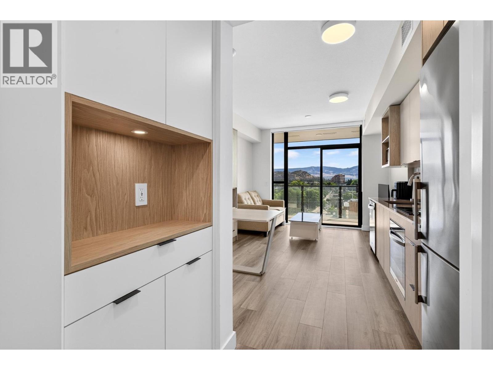 #807 1488 Bertram Street - 10