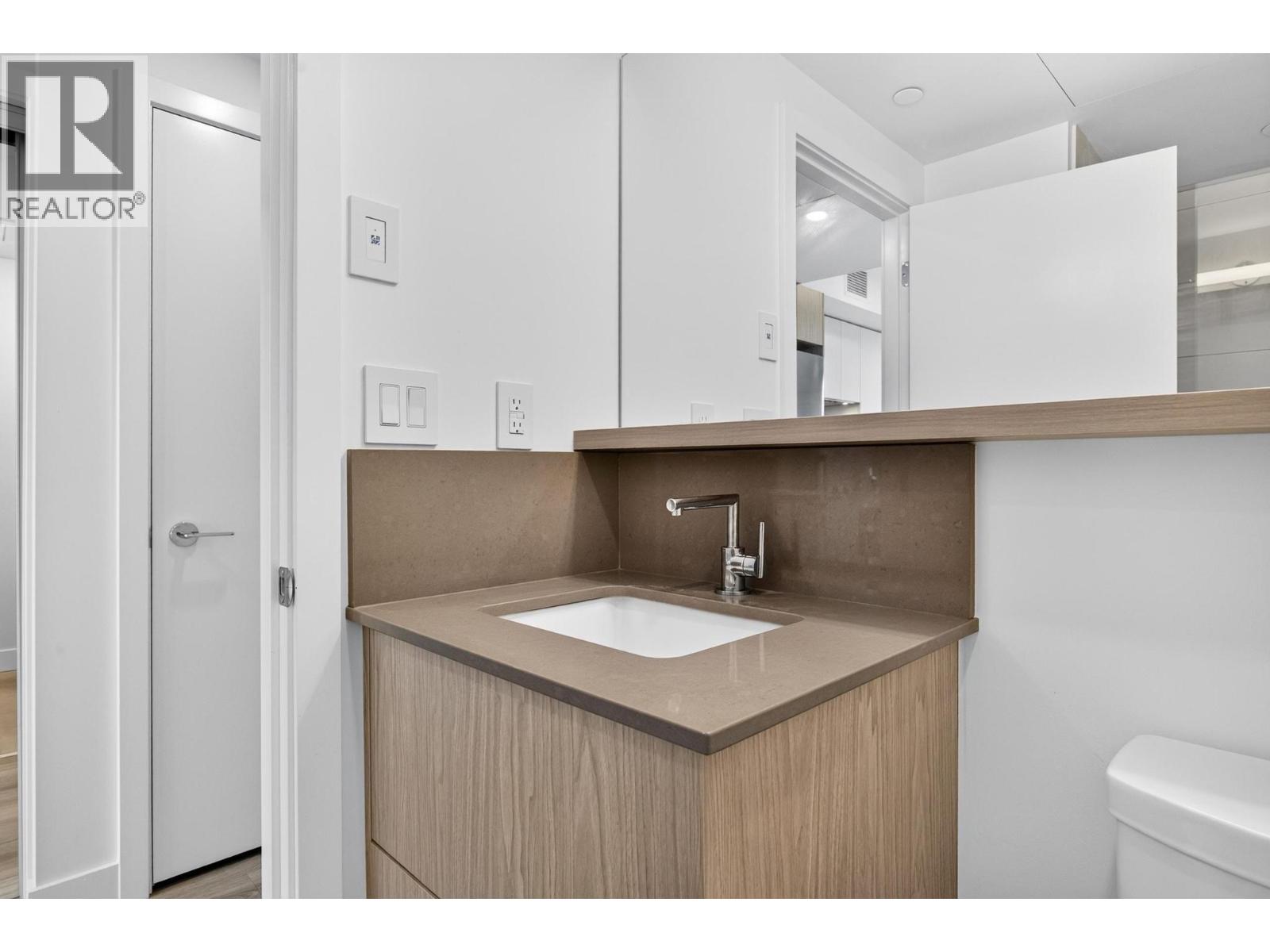 #807 1488 Bertram Street - 16