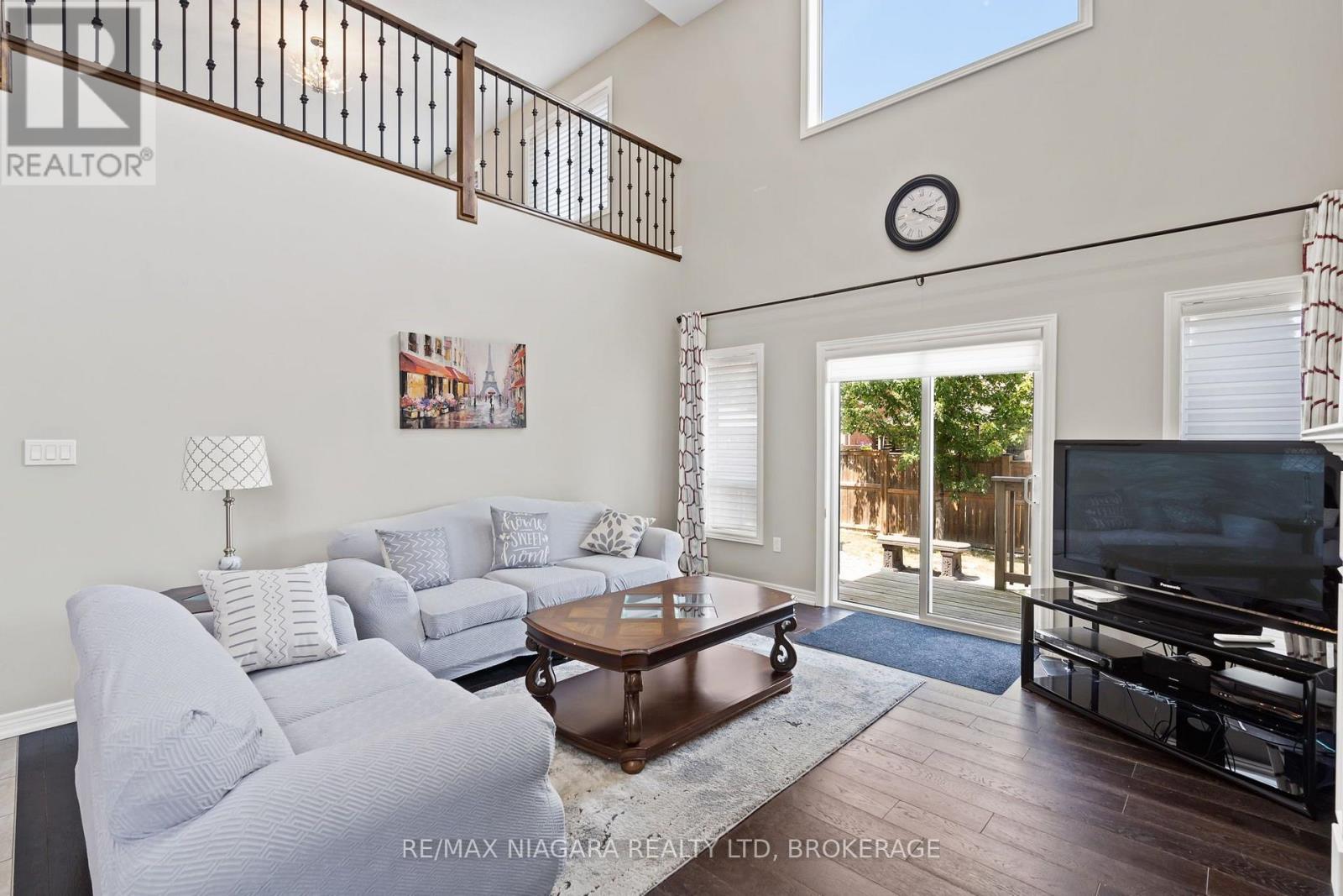 4385 CINNAMON GROVE - 13