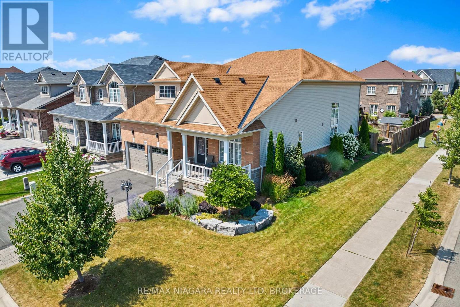 4385 CINNAMON GROVE - 2