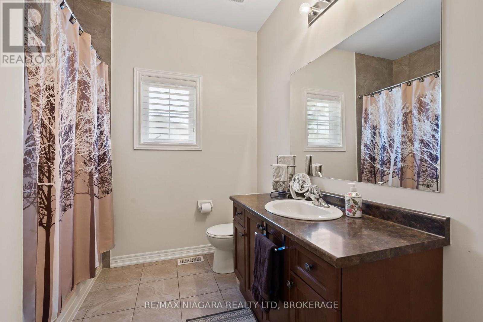 4385 CINNAMON GROVE - 20
