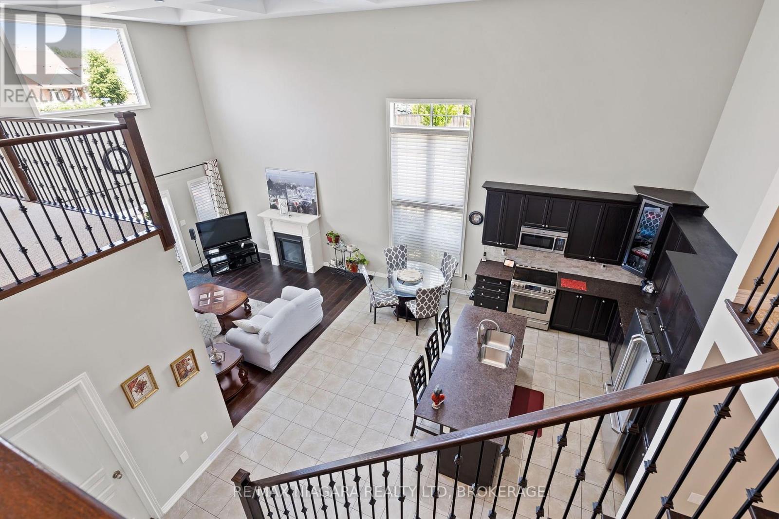 4385 CINNAMON GROVE - 22
