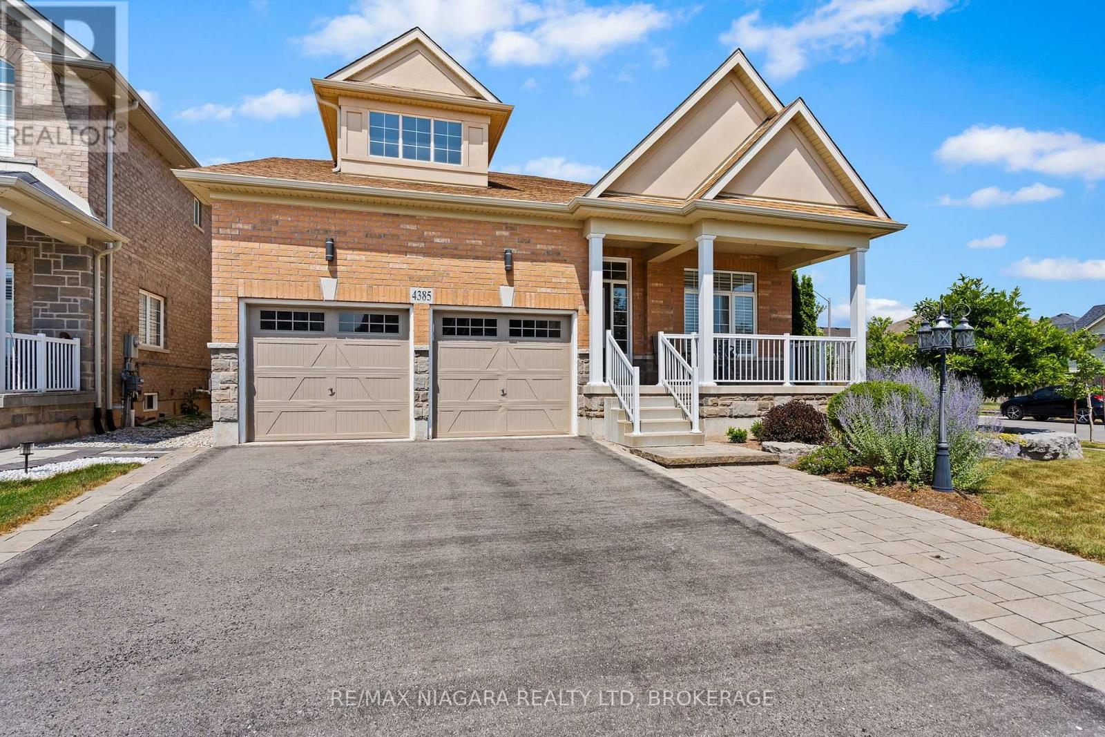 4385 CINNAMON GROVE - 44