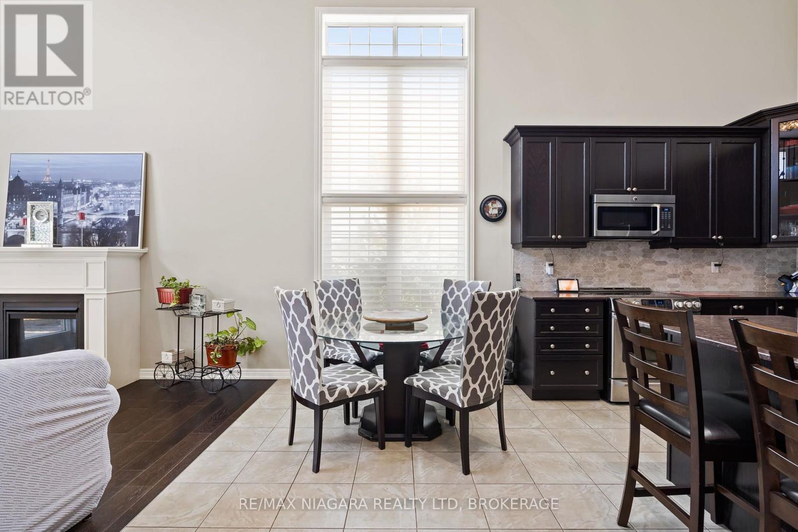 4385 CINNAMON GROVE - 8