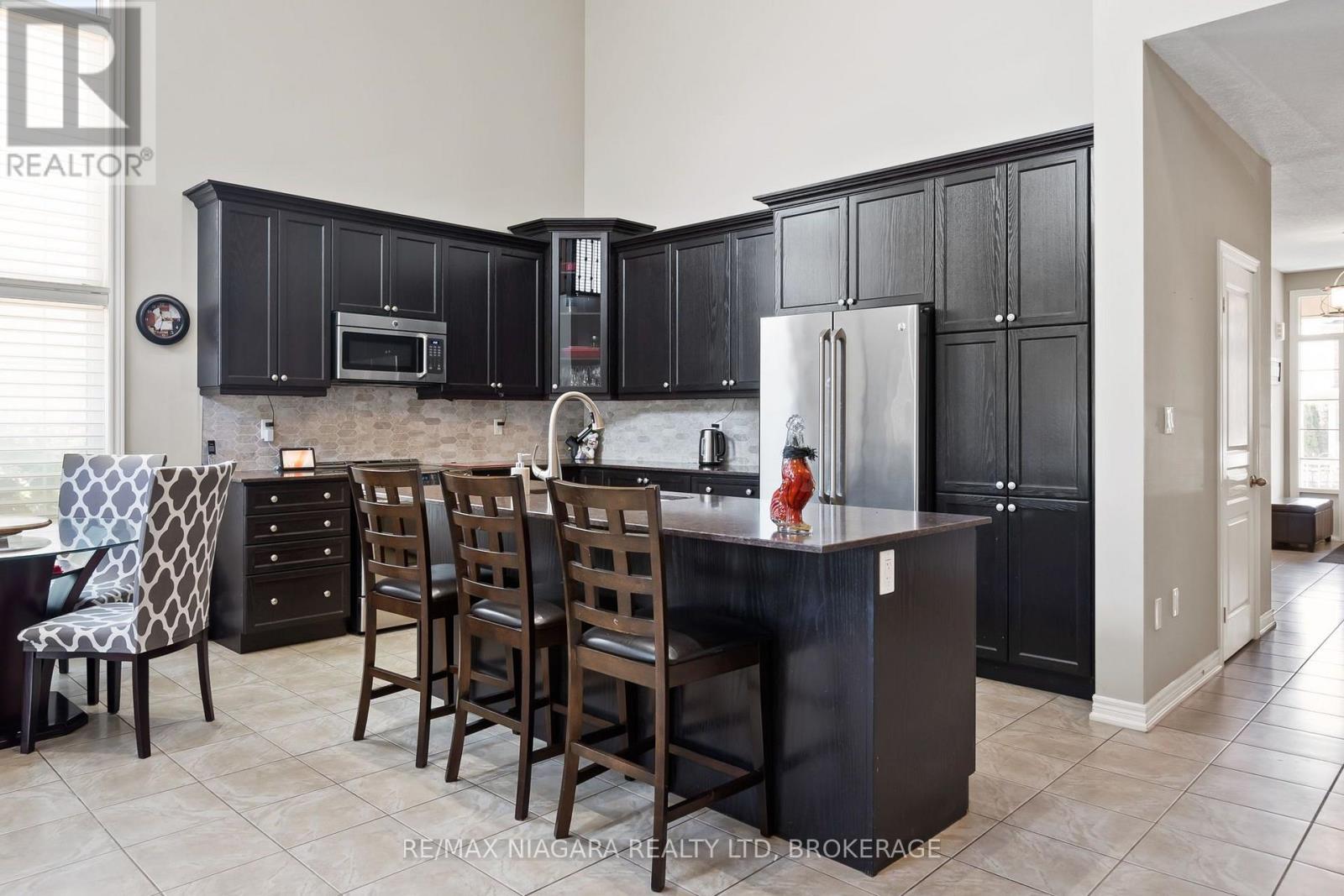 4385 CINNAMON GROVE - 9