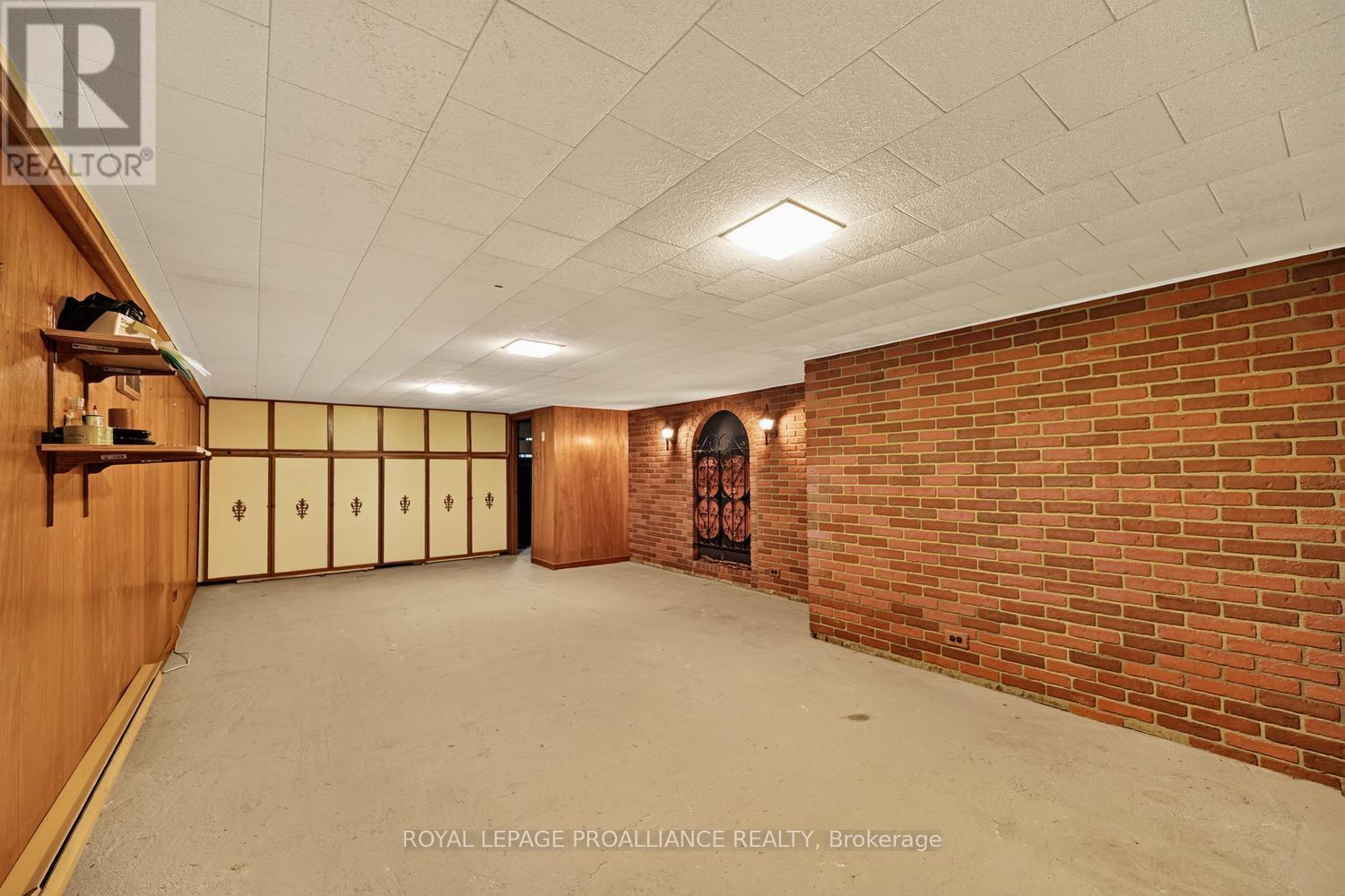 390 JAMES STREET W - 26