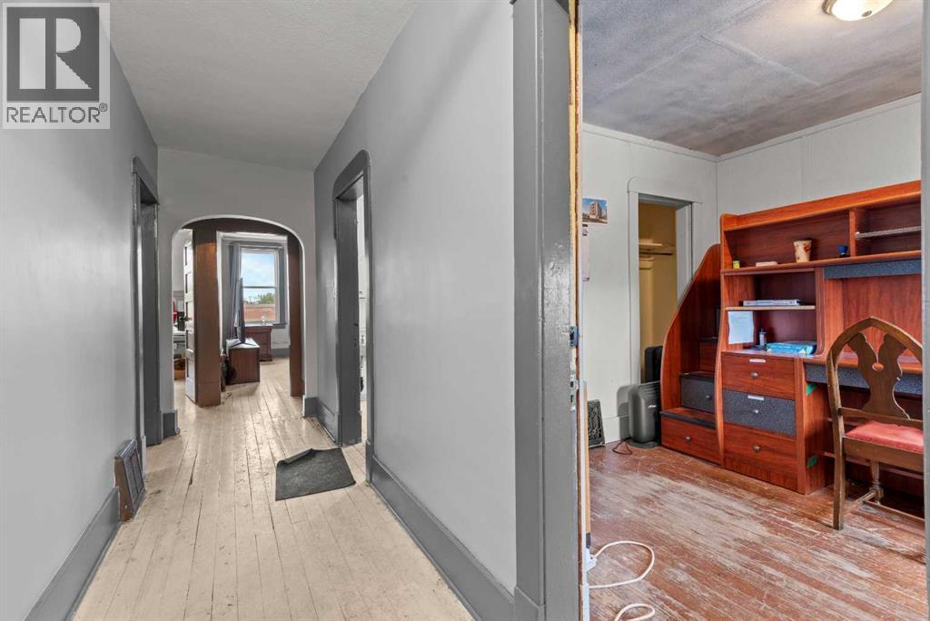 221 Main Street - Photo 15