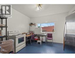 221 Main Street, Trochu, AB T0M2C0 Photo 11