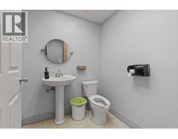 221 Main Street, Trochu, AB T0M2C0 Photo 13