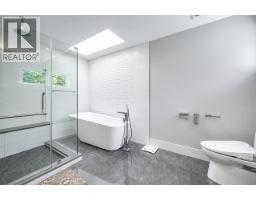2374 W 35th Avenue, Vancouver, BC V6M1J6 Photo 24