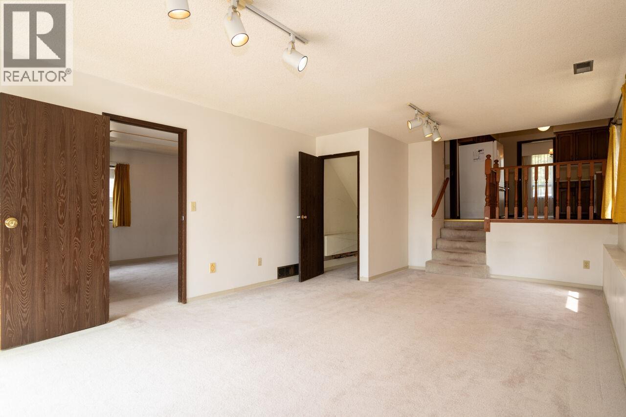 1950 WILTSHIRE AVENUE, Coquitlam