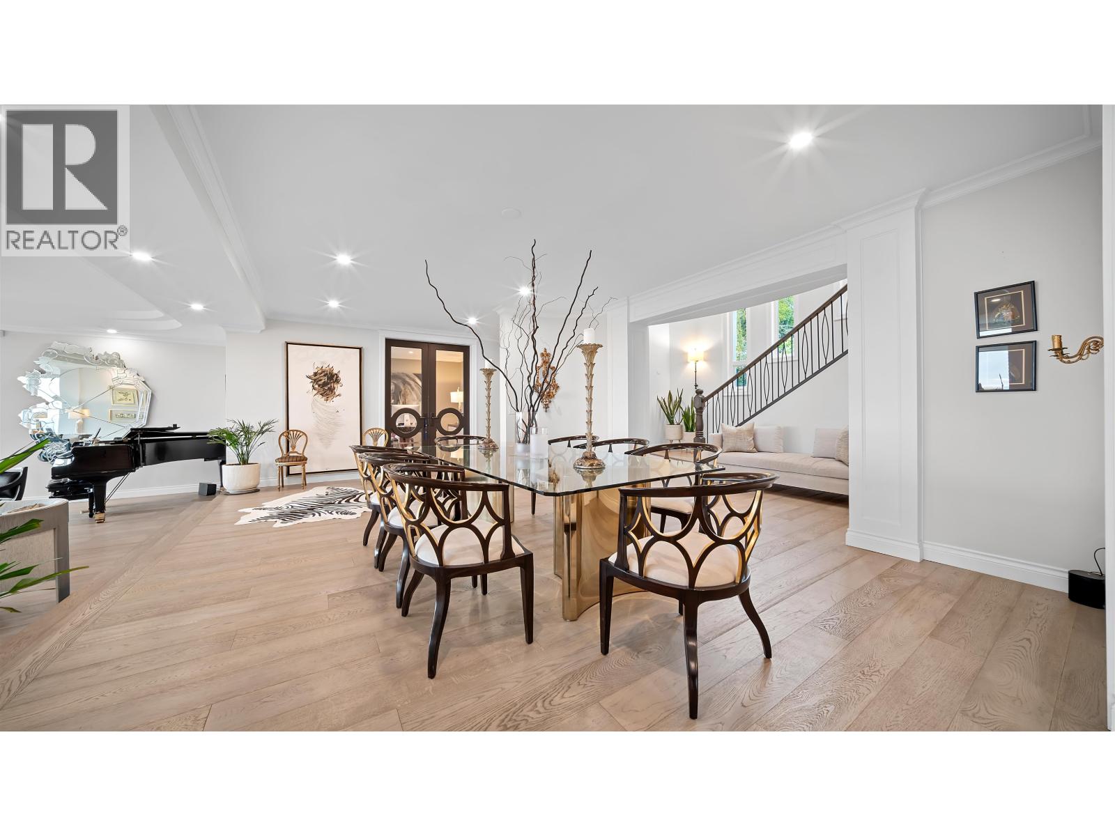 1439 CHIPPENDALE ROAD, West Vancouver