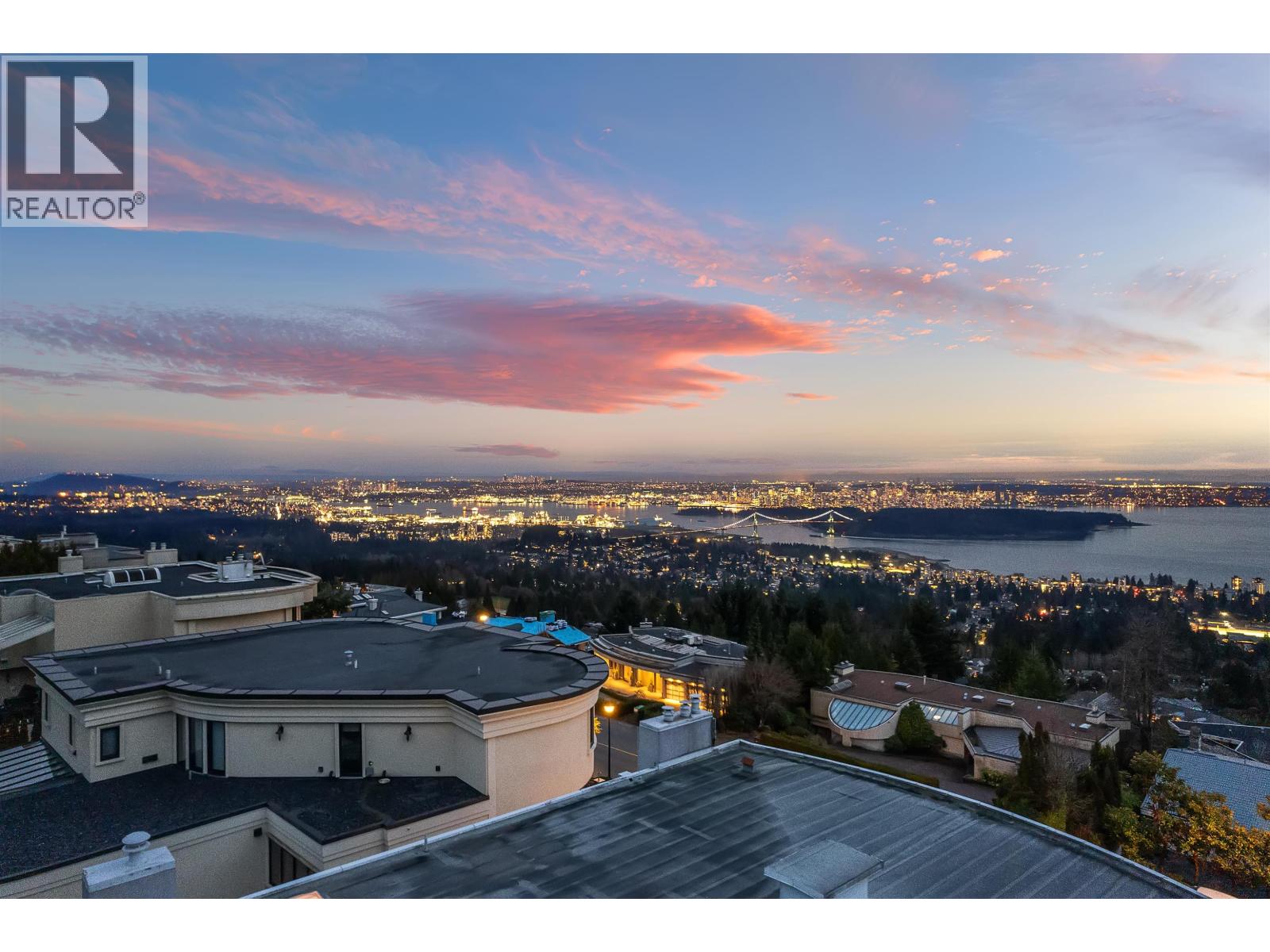 1439 CHIPPENDALE ROAD, West Vancouver