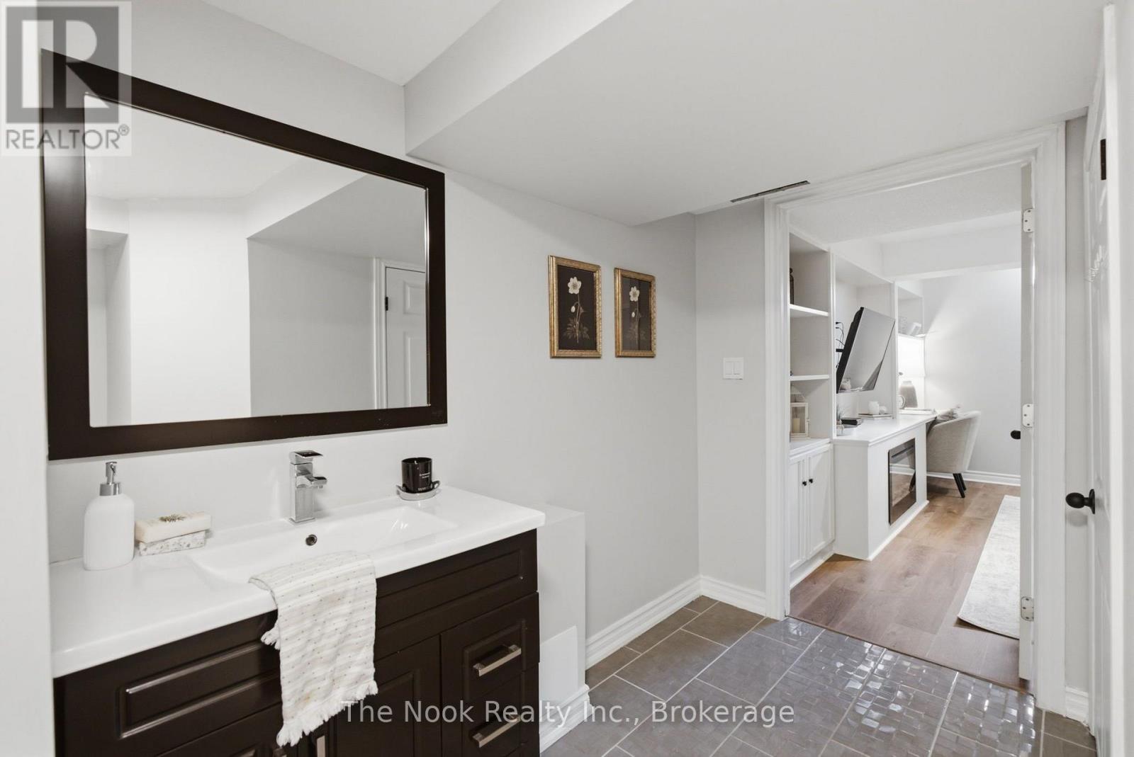 366 TRAVAIL AVENUE - Image 33