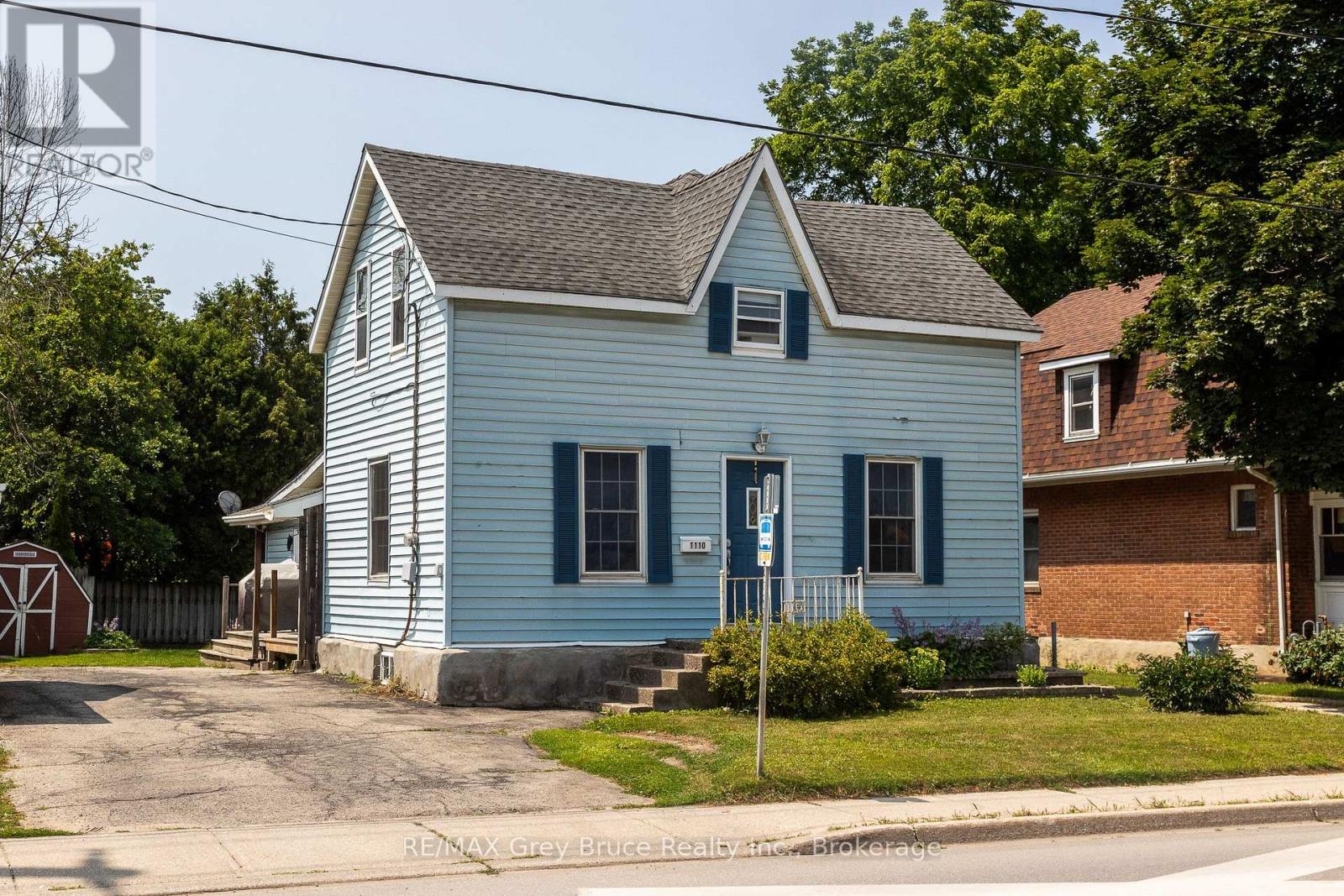 1110 2ND AVENUE W - 1