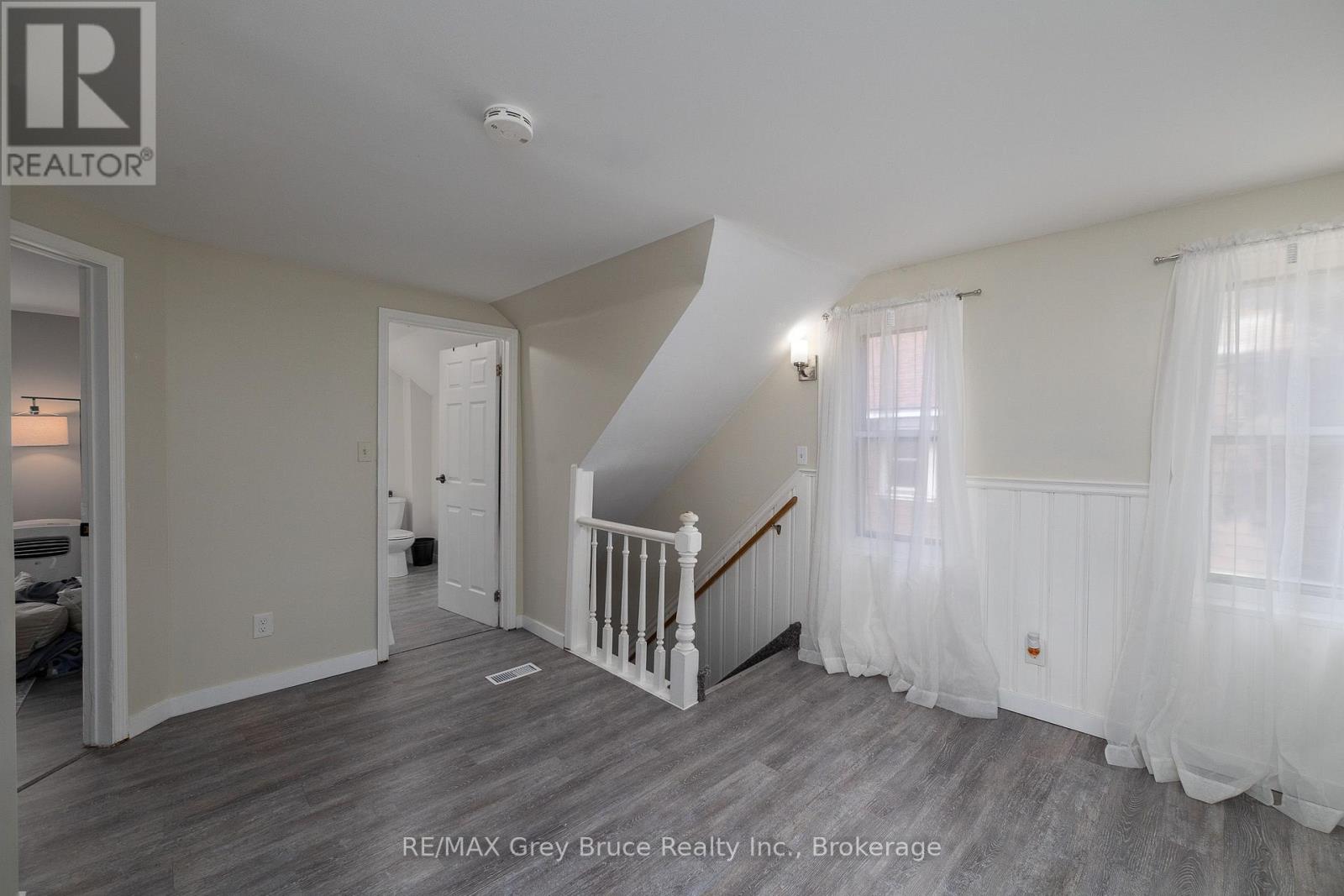 1110 2ND AVENUE W - 12