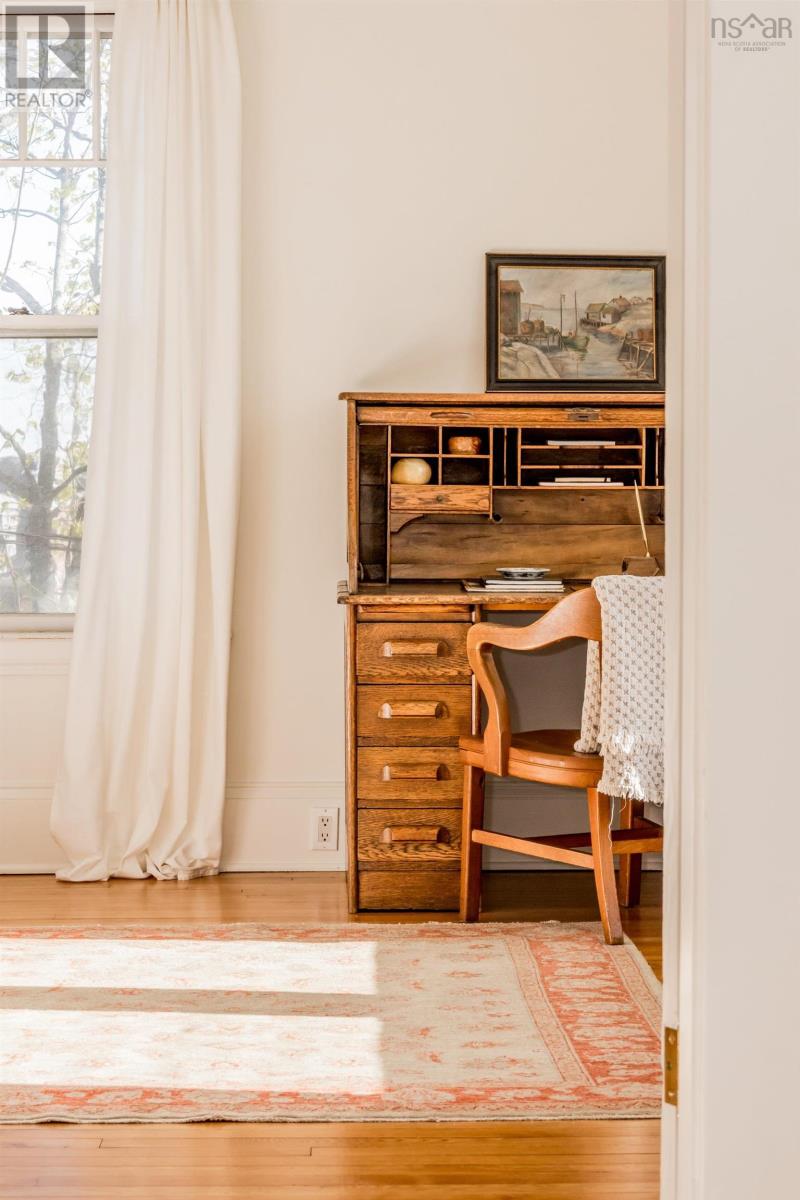 Property 37 of 50 of 12 Linden Avenue