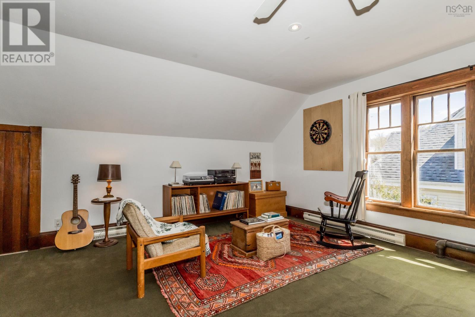 12 Linden Avenue - 43