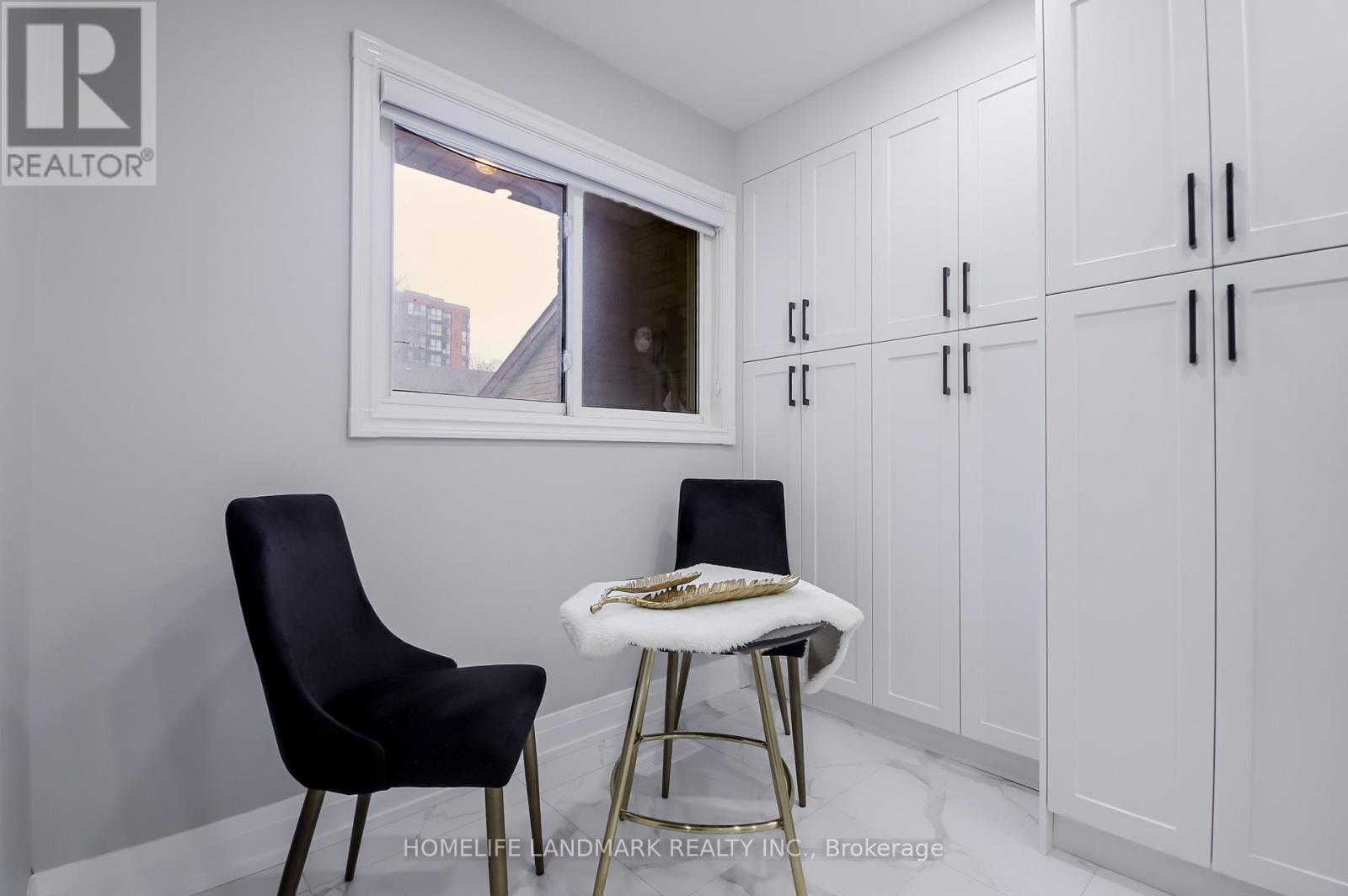 4-50 SILVERBELL GROVE - 18