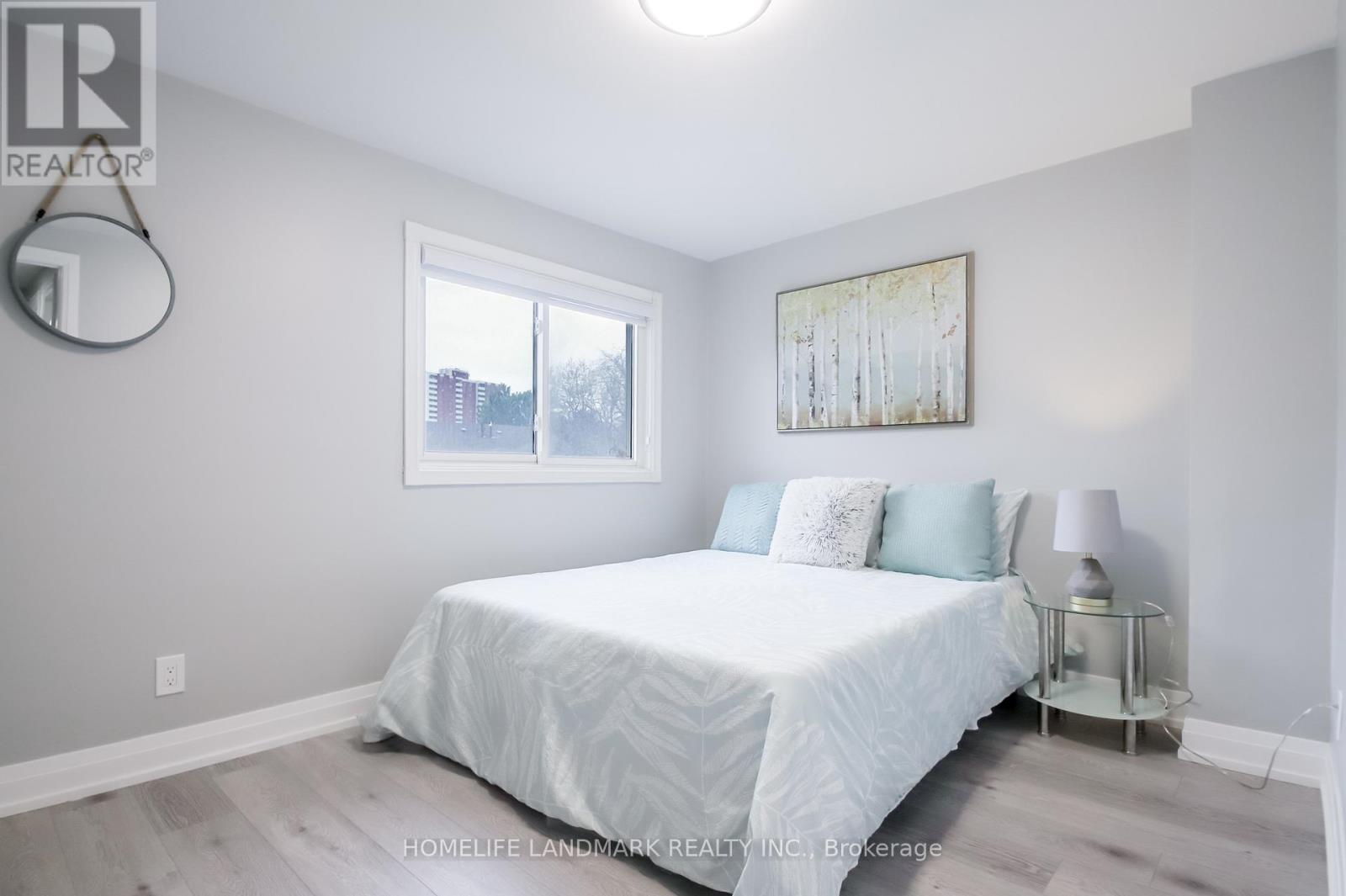 4-50 SILVERBELL GROVE - 20