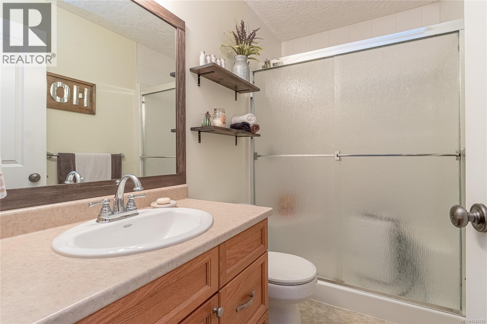 1567 Laura's Loop - 23