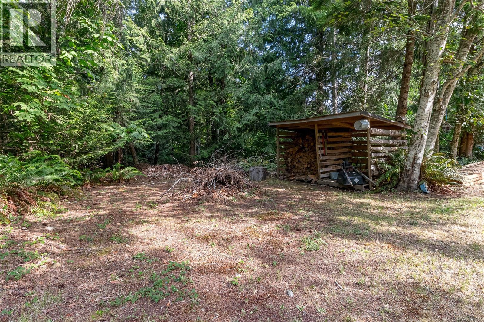 1567 Laura's Loop - 34