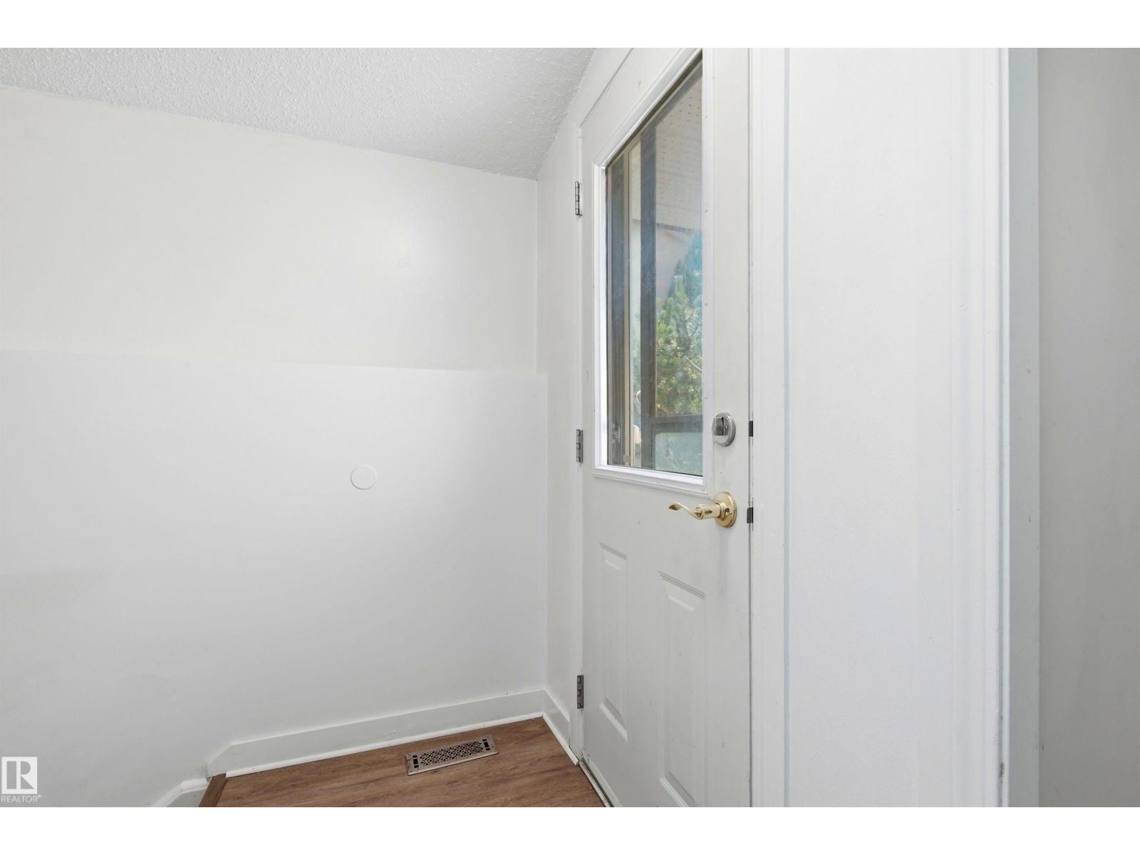 1749 LAKEWOOD RD S NW - 12
