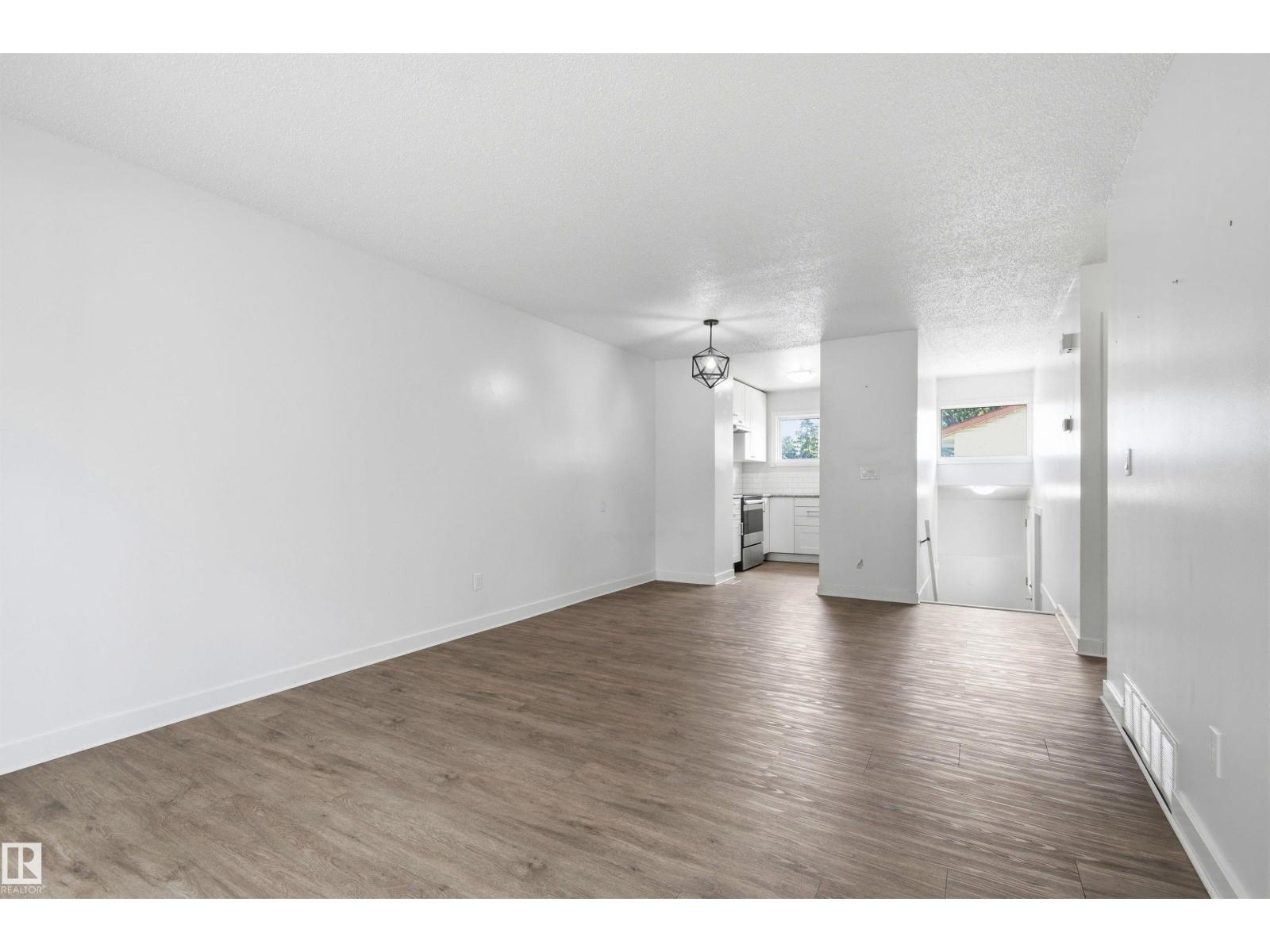 1749 LAKEWOOD RD S NW - 17
