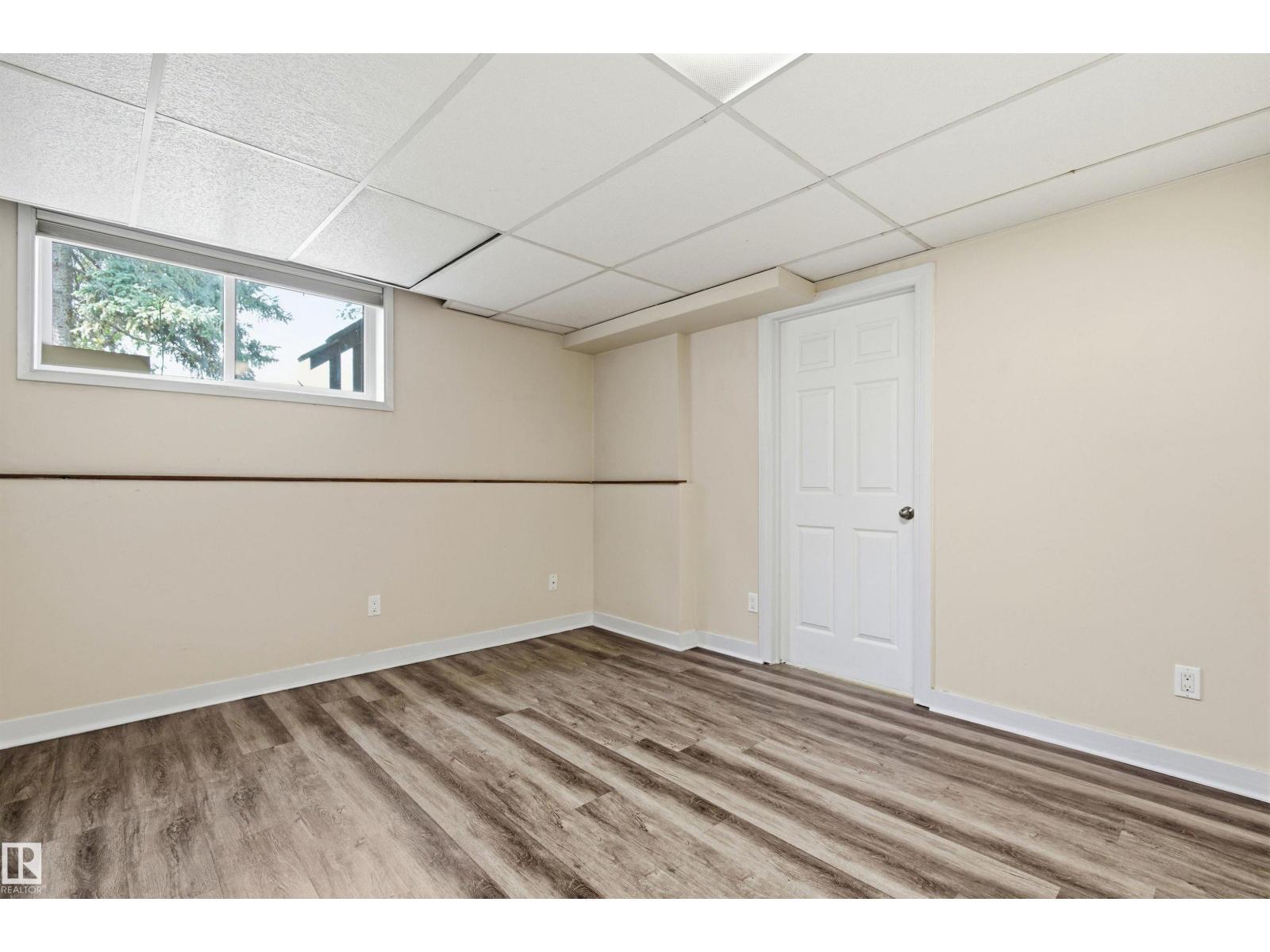 1749 LAKEWOOD RD S NW - 35