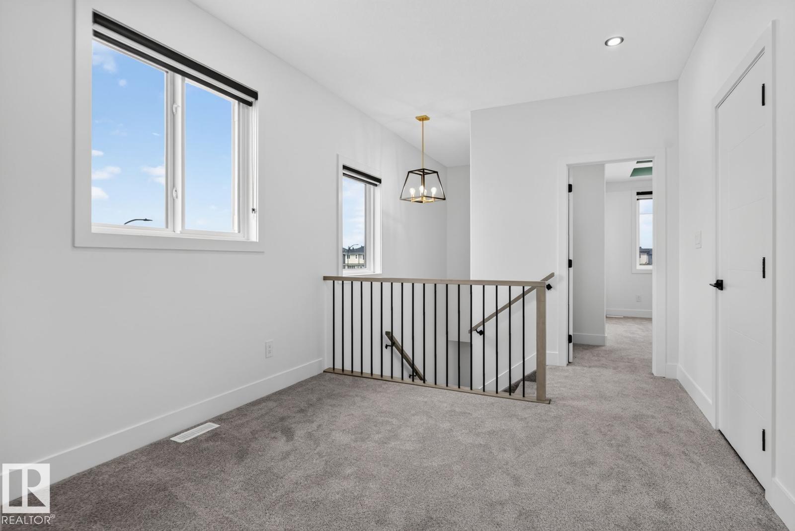 450 Robinson Blvd NE - Image 4