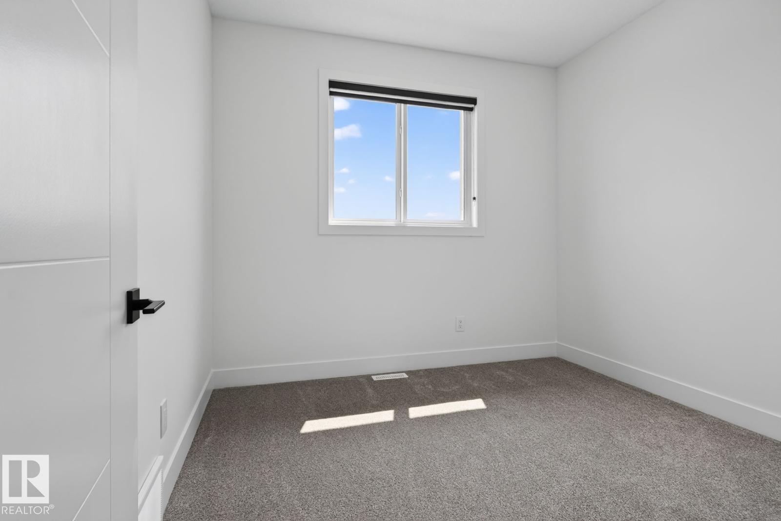450 Robinson Blvd NE - Image 7
