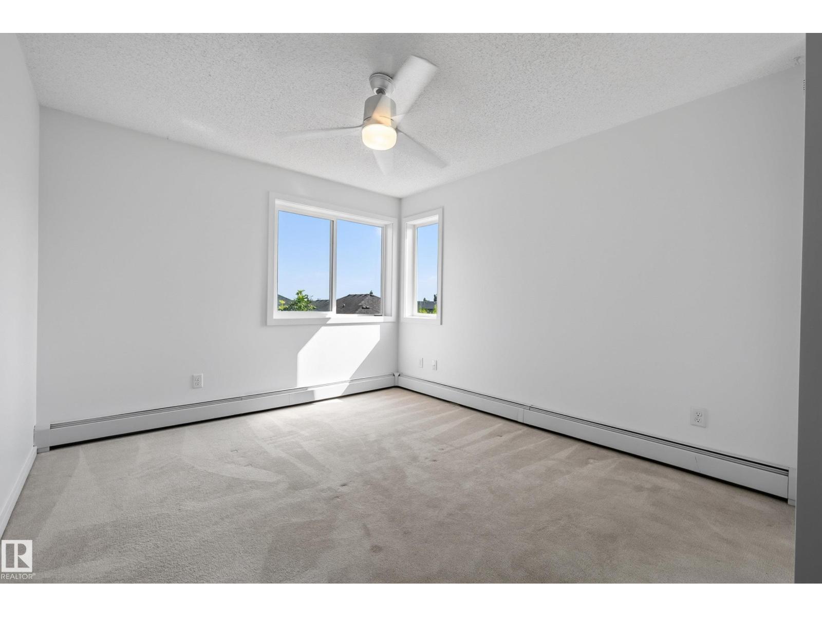 #319 508 Albany WY NW - 23
