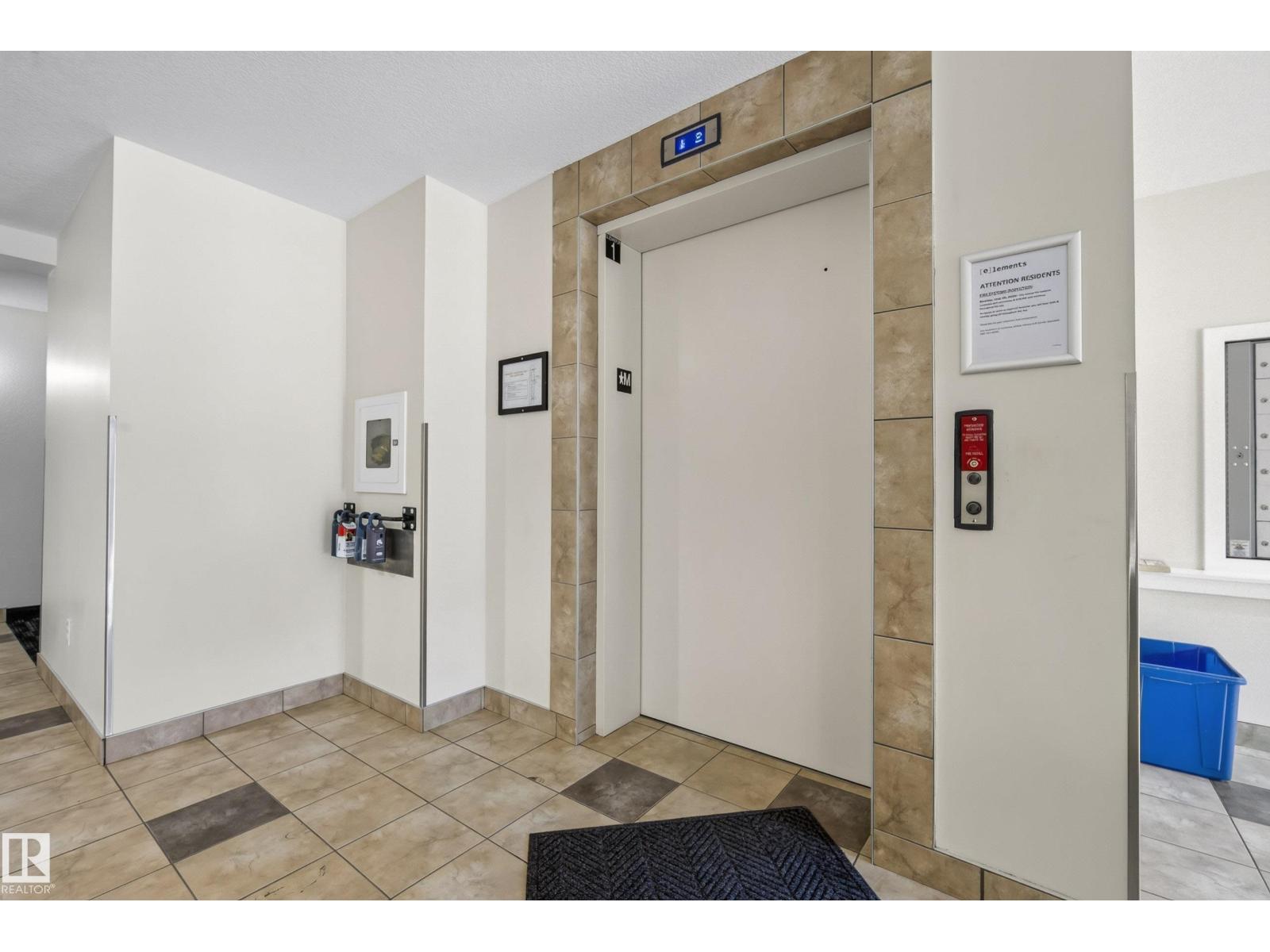 #319 508 Albany WY NW - 35