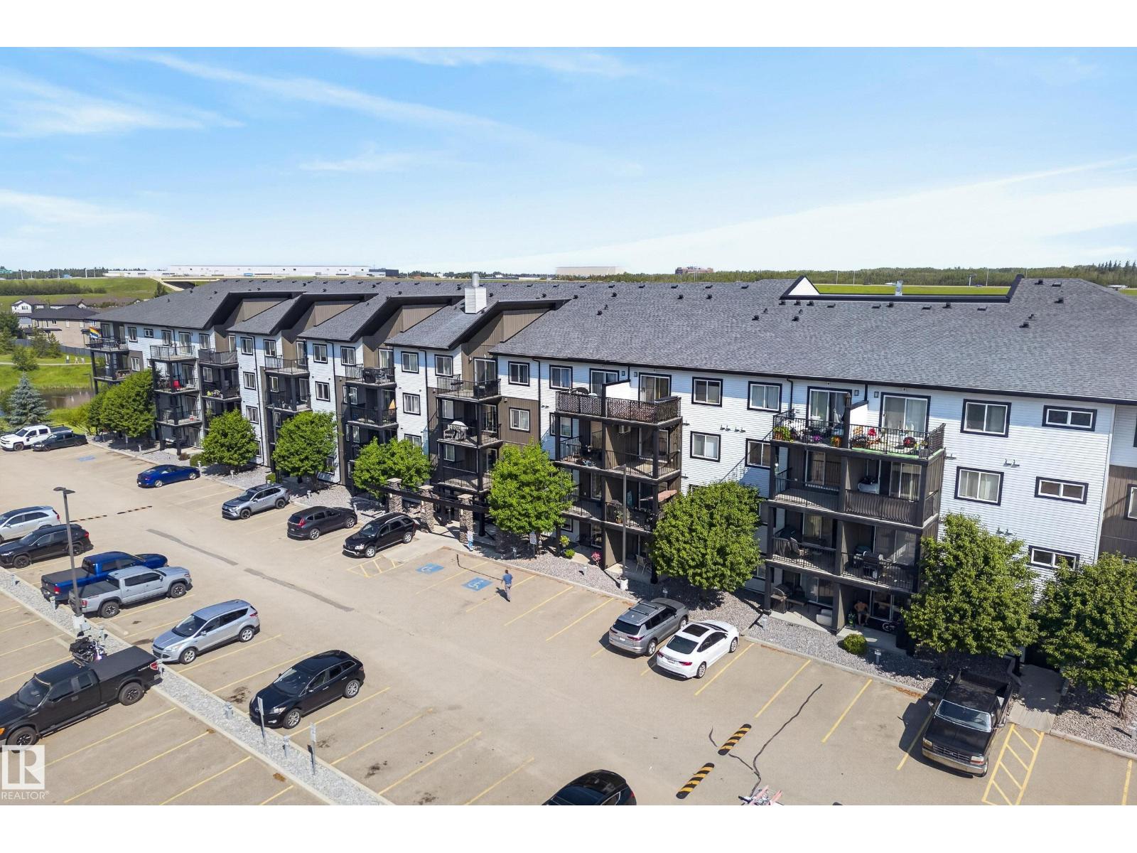 #319 508 Albany WY NW - 4