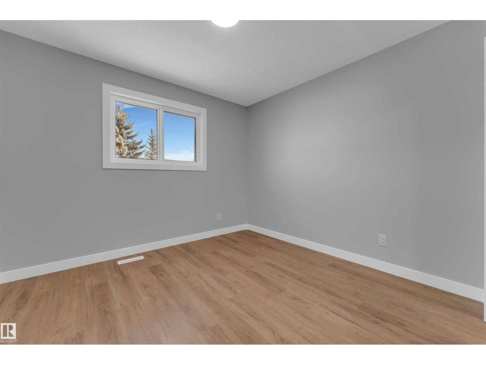 4320 74 ST NW - 18